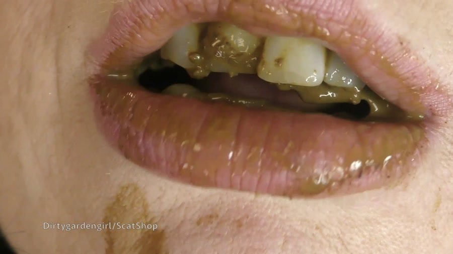 Download Dirtygardengirl - Shit mistress - Upclose Personal 1, Milf, Solo ShitWorld.net