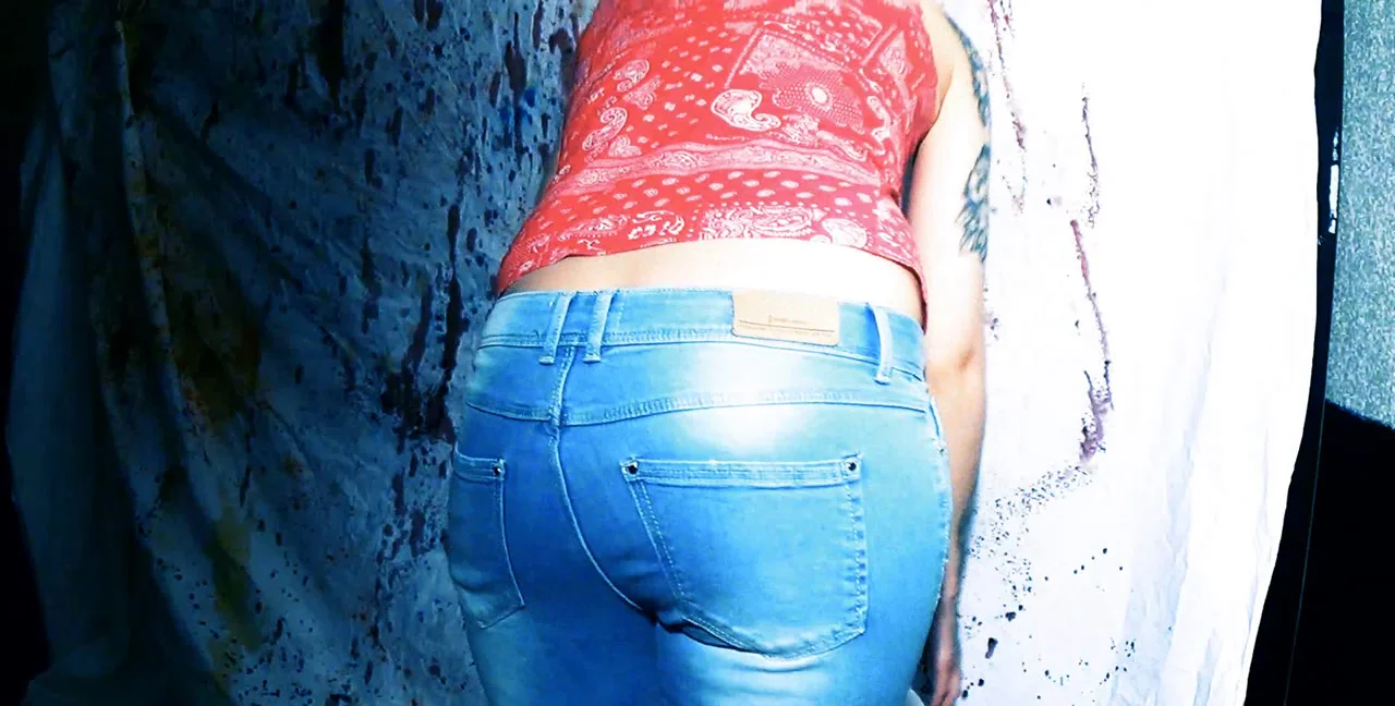 CandieCane - Shitting On The Belly When Nachbarsfick, Pooping, Scat Girl