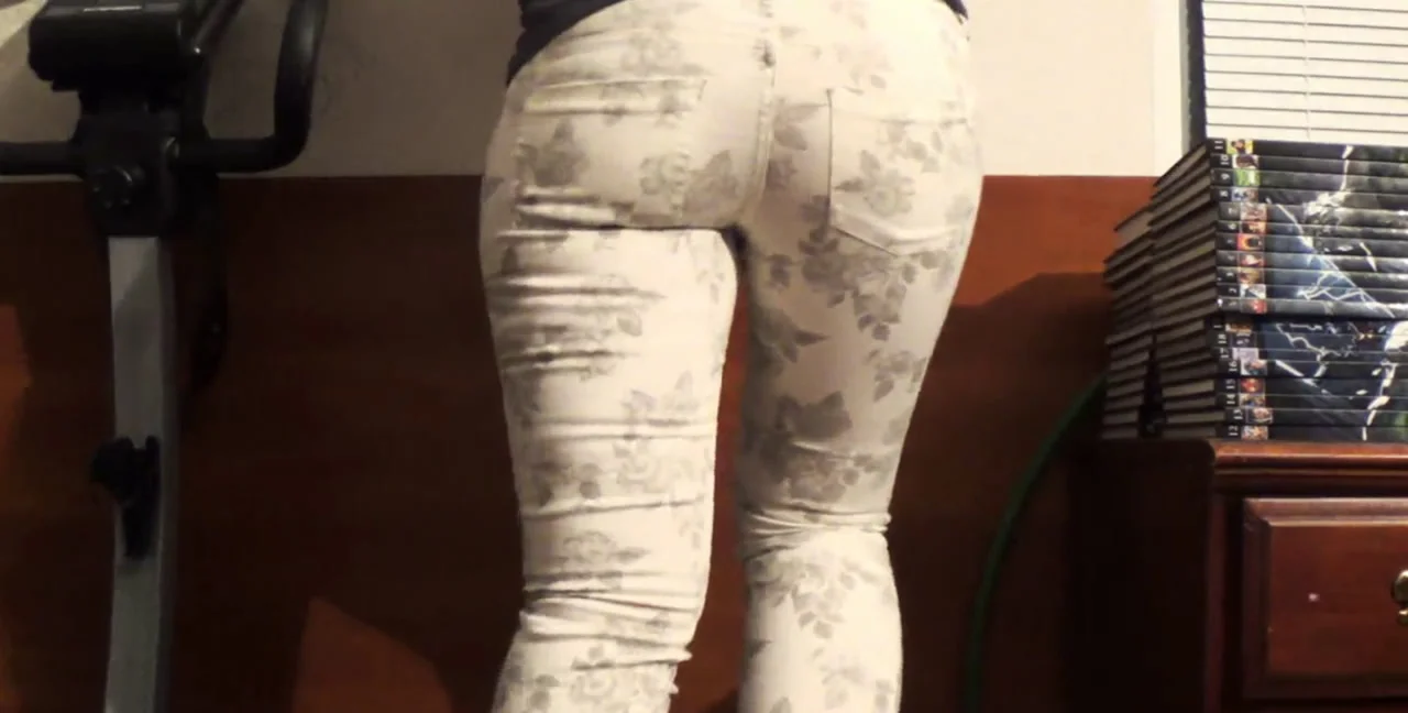 Download Dirty Betty - Shit Training (PantyPOOPING), Shitting, Amateur ShitWorld.net