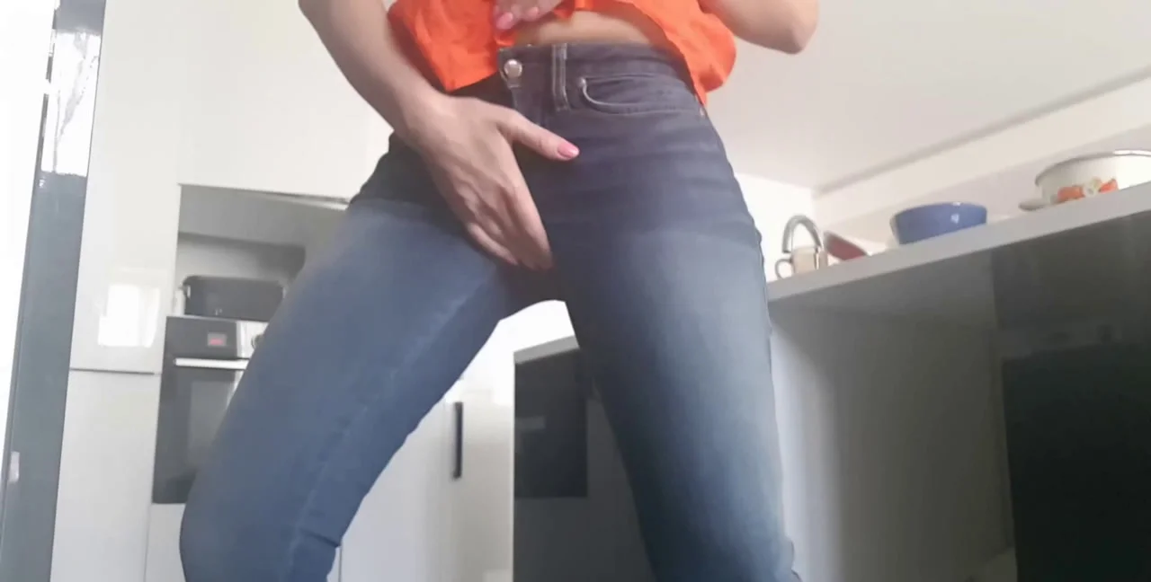 Download Love to Shit Girls - Huge Poop In Jeans, Voyeur, Diarrhea ShitWorld.net