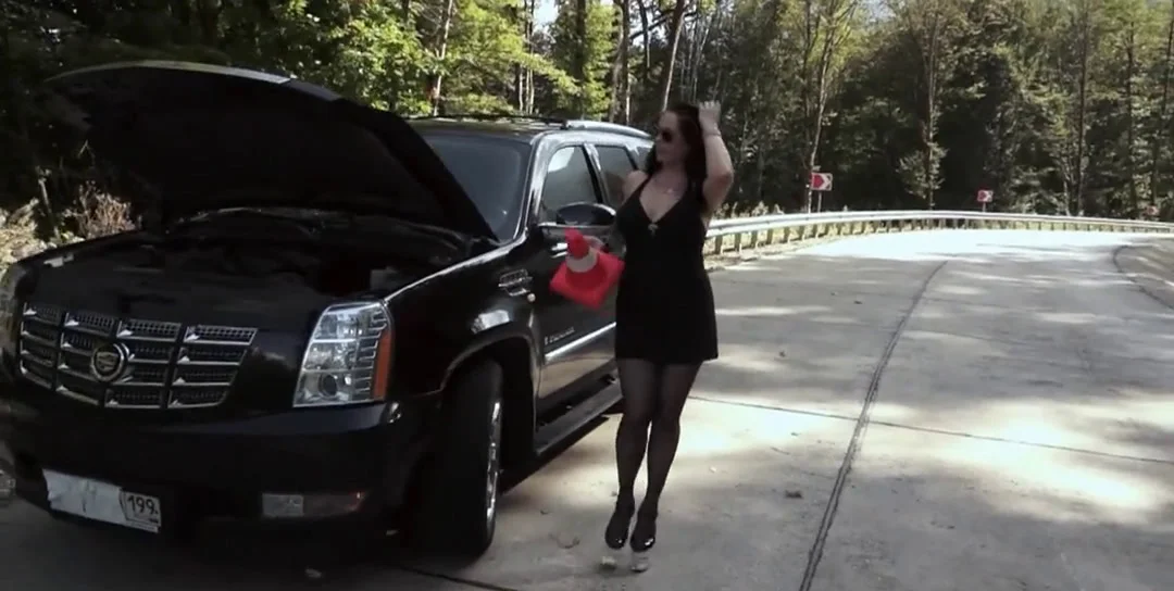Download Bella - Slut Star - anal fisting prolapse and squirt on the road, Toy ShitWorld.net