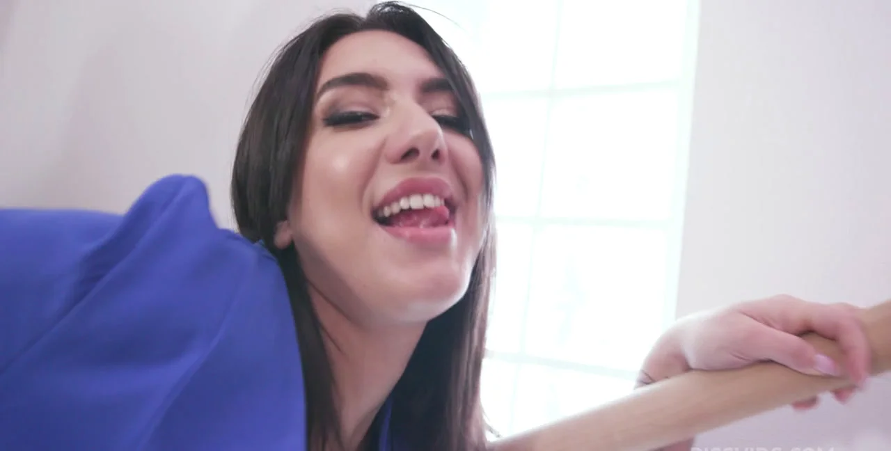 Lena Coxx - Monster of TAP goes Wet, Gapes, Pee Drink