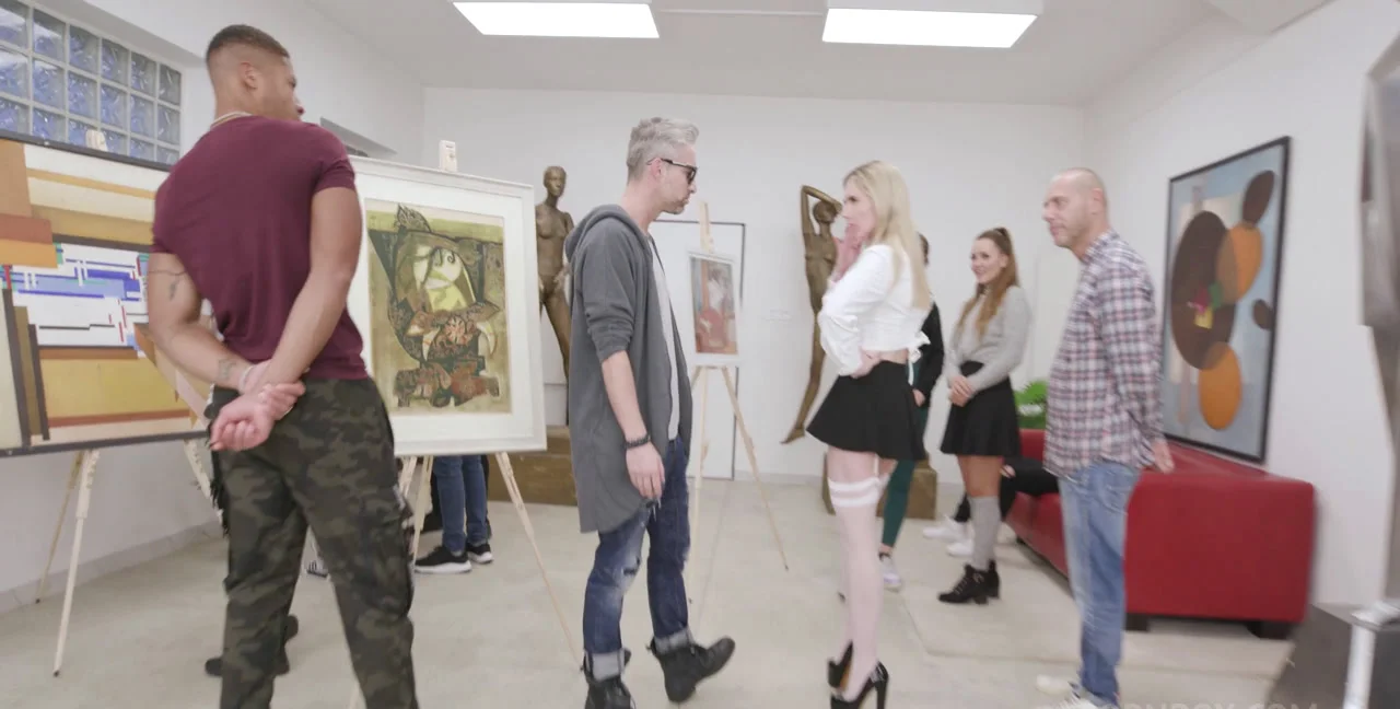 Rebel Rhyder - Art Gallery wet, 9on1 Milk Stuff, Squirt, Facial GIO2352, Triple Penetration