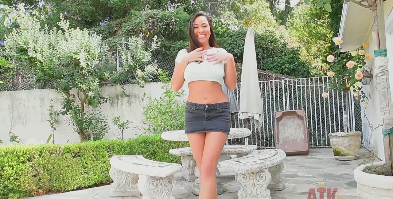 Karlee Grey - Watersports, Outdoor, Pissing