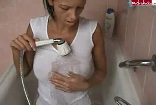 Meli-X, Meli-Maus - Feucht fröhlich, Solo, Pissing