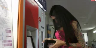 Meli Deluxe - Ficken am Bahnhof mit tabuloser Bahnhofs Nutte, BTS, Heels