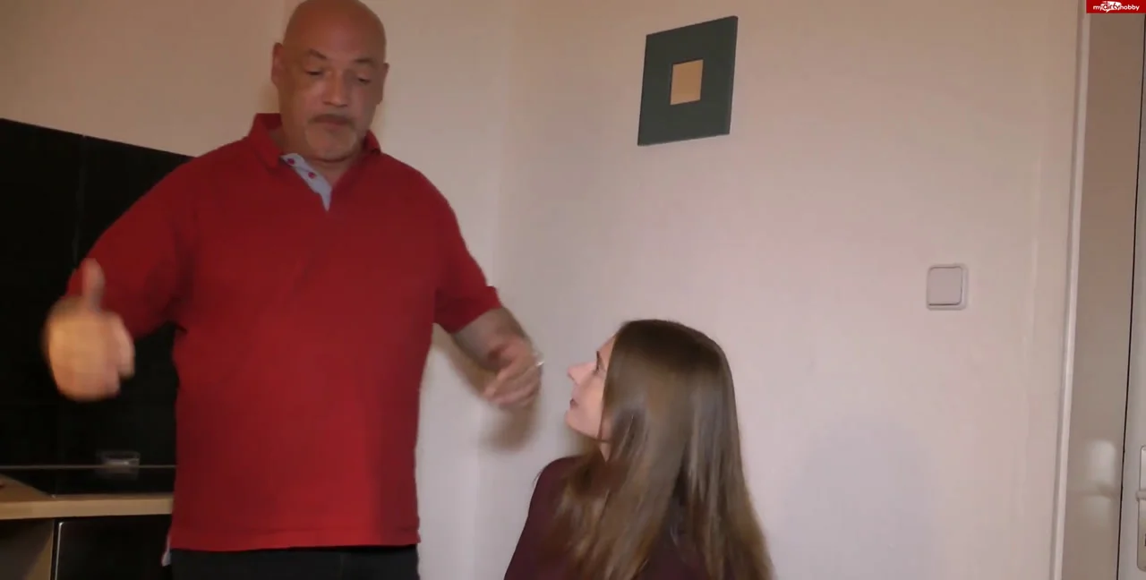 Assorted Mix - Echt krass, als Putzfrau beworben mit KarinaHH, DeepThroat, Blowjob