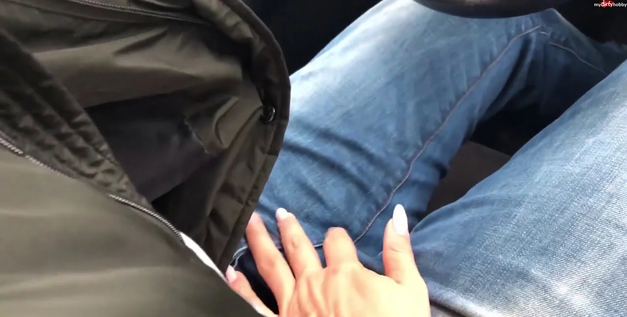 Daynia - Das perverse Straßenflittchen Ich steig echt zu Jedem ins, Gangbang, Group