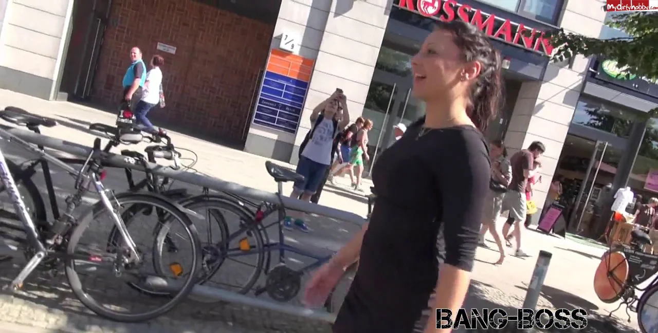 Assorted Mix - Notgeile Kellnerin public ausgenutzt mit BANG-BOSS, Solo, Pov