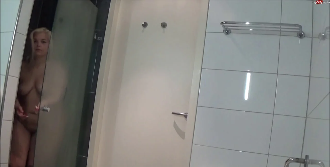 Perverse Almanac - Unter der Dusche gefickt! MEGA FACIAL! mit MariellaSun, Amateur, Bukkake