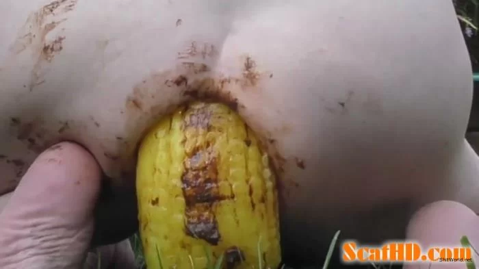 Dirtygardengirl - Shitty Corn Dildo FullHD 1080p / 1.28 GB