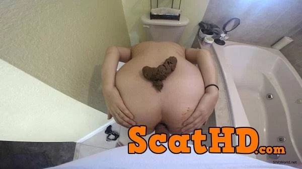 HotScatWife - Bent Over Toilet SHIT FUCK FullHD 1080p / 1.43 GB