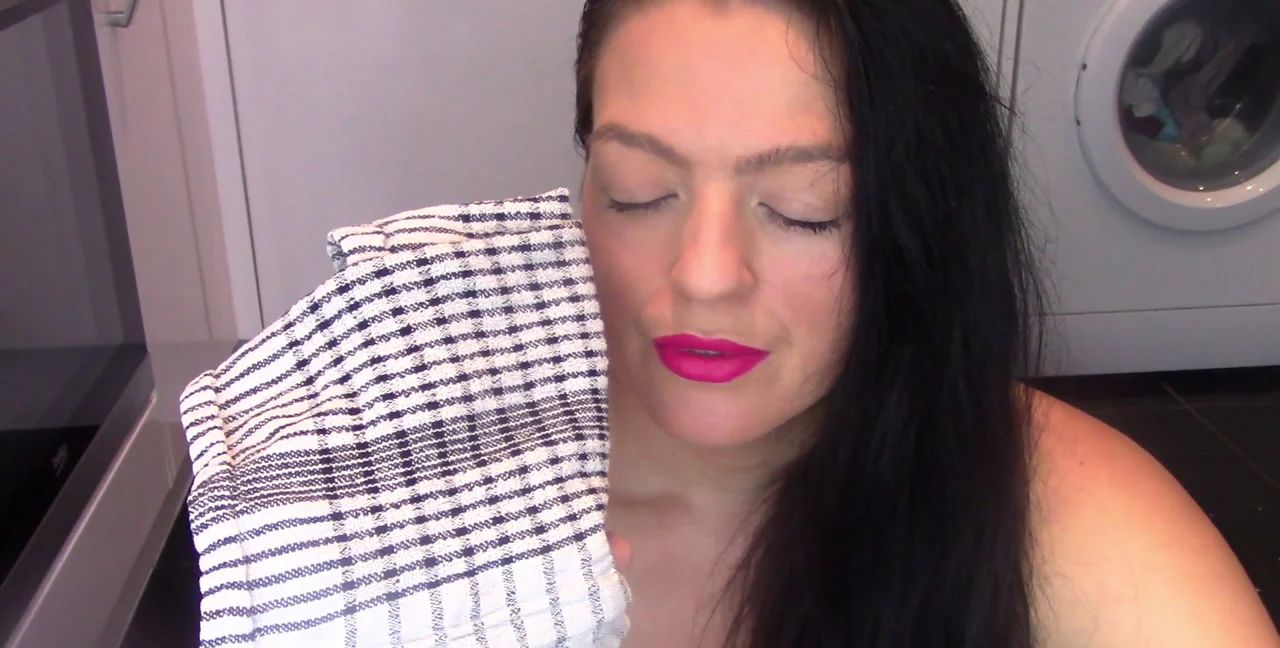 Download evamarie88 - Hypnotising you to EAT my Shit, Scat, Toilet Slavery ShitWorld.net