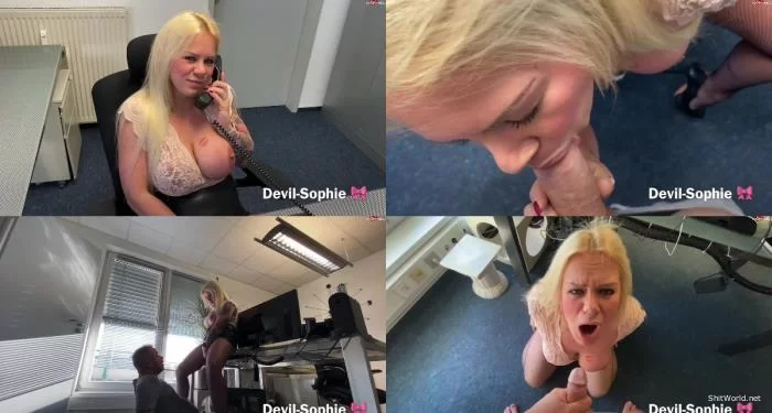 Devil Sophie - Dirty horny Pissschlacht in the office FullHD 1080p / 283.3 MB