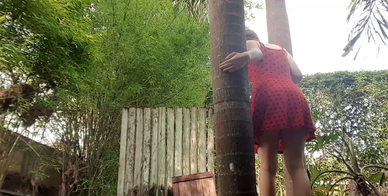 LittleMissKinky - Desperate for Poop, Big Pile, New Scat
