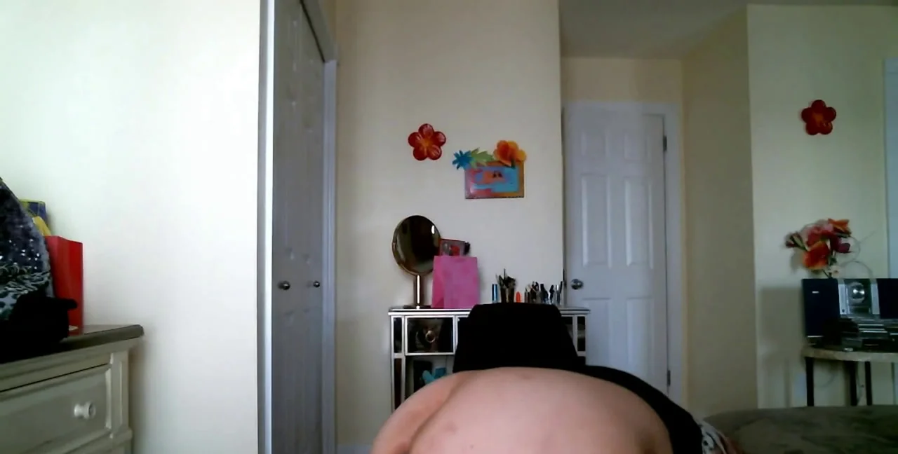 Juicy Julia - Suck Dirty Beads, Pissing, Smear
