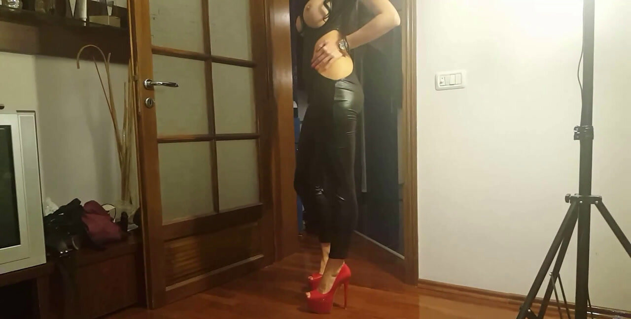 Download Mistressantonella - Chocolate dessert for you, Shitting, Scatting ShitWorld.net