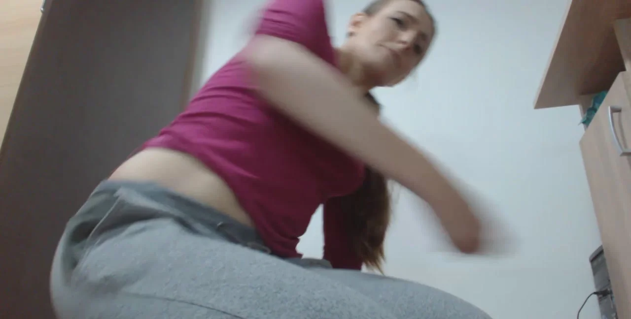 DianaSpark - Desperate Today - Big Shit in Pants, Piss, Poop