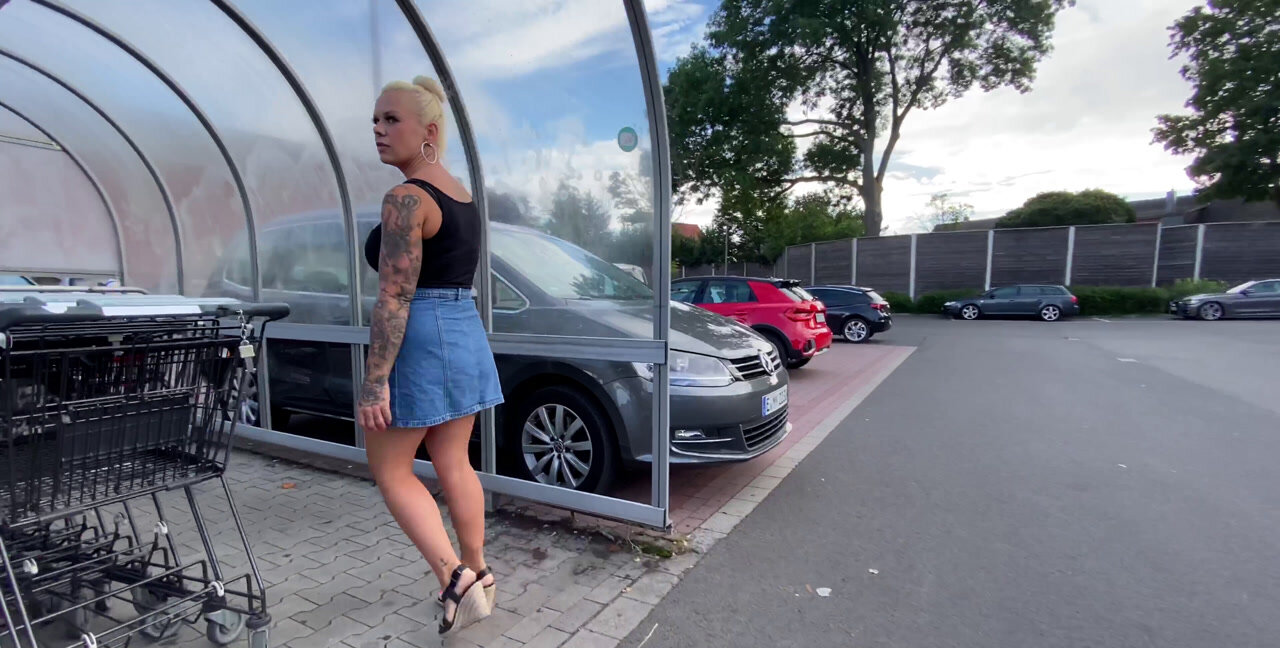 Download Devil Sophie - Mega Public in the shopping carts shit and nasty horny, Pooping Girls, Milf ShitWorld.net