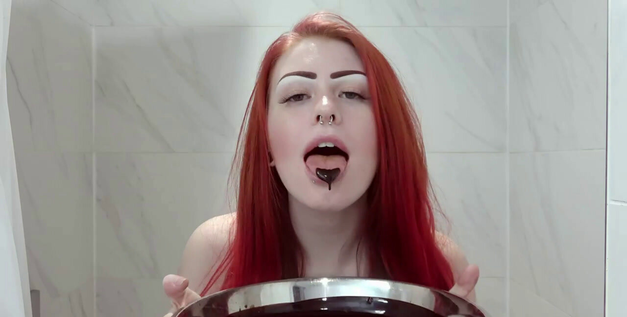 Solo - Porn Food Play, Shit