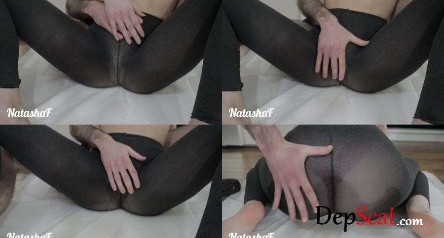 Download NatashaF - Peeing while my boyfriend touches me!, Leggins, Solo - Part 2 ShitWorld.net