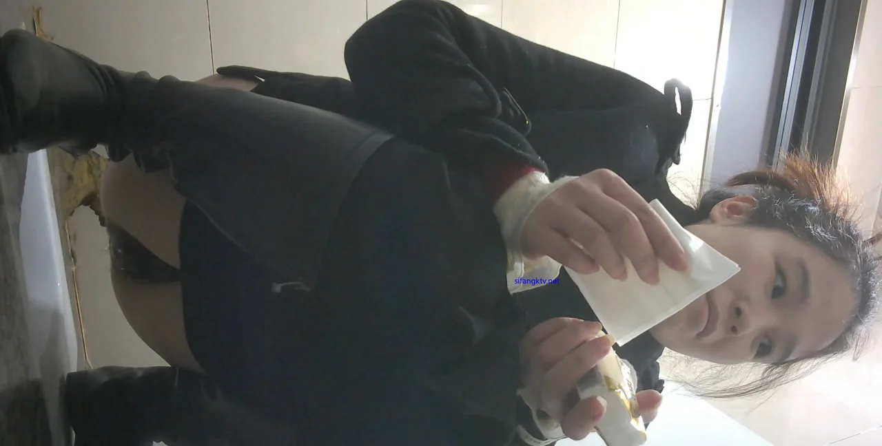 Download Spy Cam - Holds his white panties so as not to piss himself, Asian, Solo ShitWorld.net