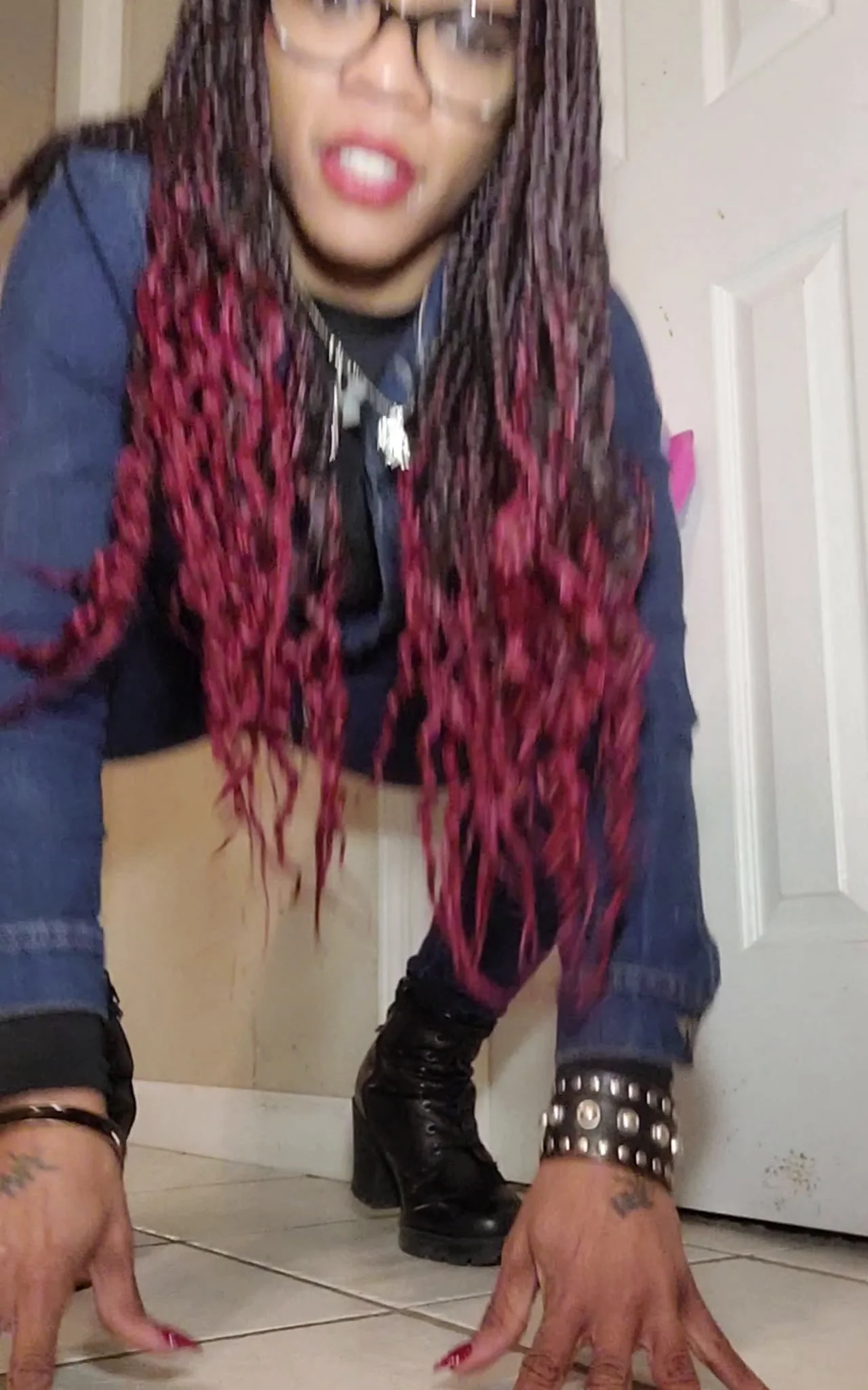 Download Uni’Ella - Upside Down, Scatting Girl, Shitting Ass ShitWorld.net
