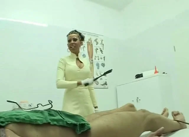 Download Lady Kate - The Dentist Teil 2, Latex, Piss ShitWorld.net