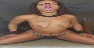 Download UniElla - Poop Smearing on Feet, IR, Foot ShitWorld.net