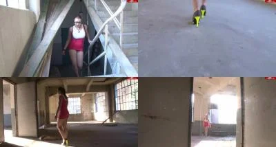 Upskirt, Heels und Nippelwalk mit sexy-engel HD 720p / 53.24 MB