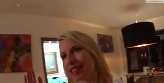 MissMia - Scheiße - Wer fickt da meinen Arsch, Pissing, Public