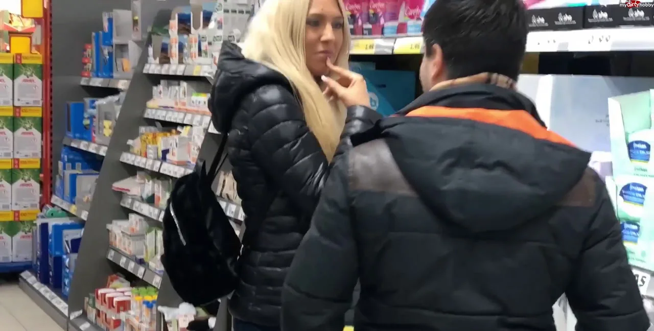 Daynia - Das verfickte User Wiedersehen! XXL Jeans-Arsch-Spritzer 20, Pissing, Amateur
