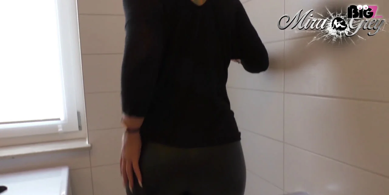 Download Mira-Grey, Vampira89 - Wetlook Fotze Pisst Dich Voll, Masturbation, Lesbian ShitWorld.net