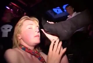 Download Angie, Schnuckel Bea - Experiment Ausgeliefert Sein 40 - Dankbare Girls im, Dildo, Group Sex ShitWorld.net