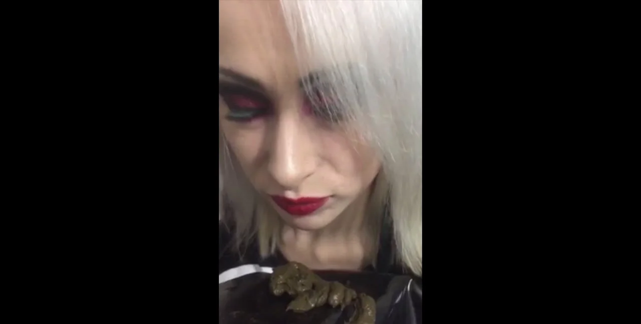 Download Jessica - Blonde Pooping Toilet Compilation, Toys, Solo ShitWorld.net