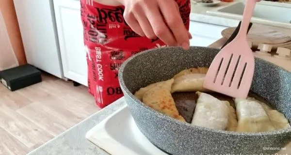 Chebureks with shit HD 720p / 264.56 MB
