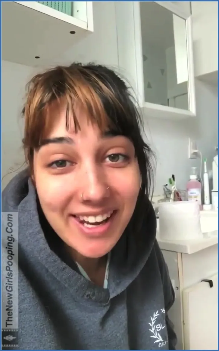 Download Cute Sabrina 18 - Pissing Fetish Video USA ShitWorld.net