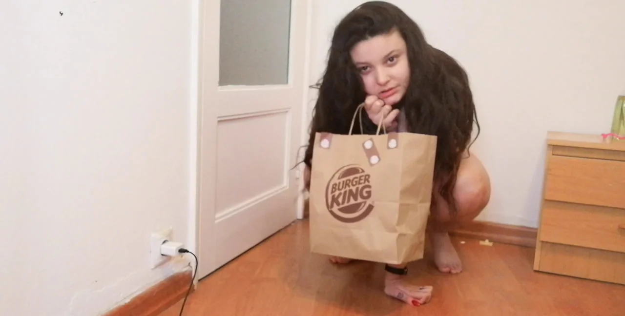 Download Badkithy - I Ordered Burger... My Shit, Amateur, Espana ShitWorld.net