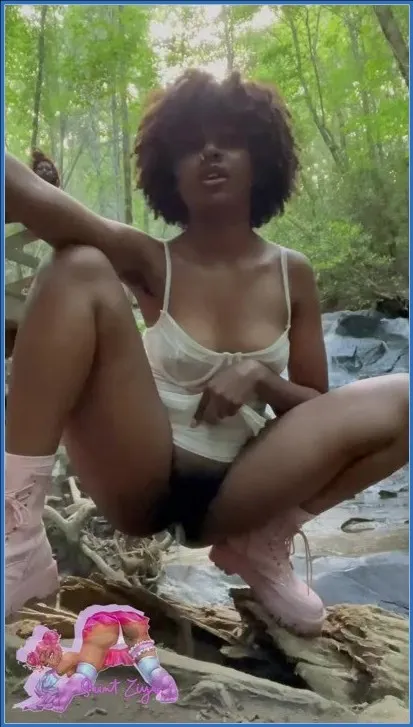 Download Saint Ziya - Pissing at a Waterfall, Scat/Toilet ShitWorld.net