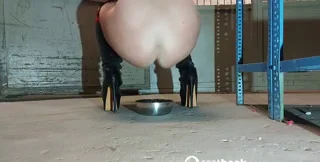 Download Mistress Luciana - Meine neue Sklavin mit Scheiße abgefullt, Pissing, Femdom ShitWorld.net