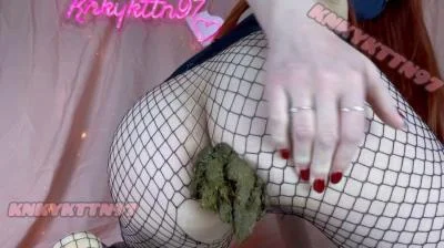 Buttplug Just Wont stay in FullHD 1080p / 943 MB Download / Online