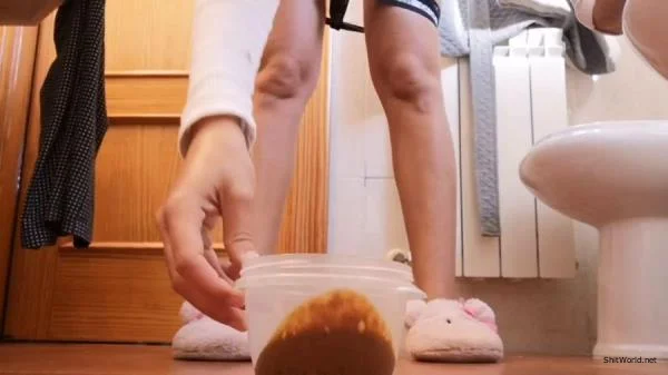 Scat y Pissing HD 720p / 33.1 MB