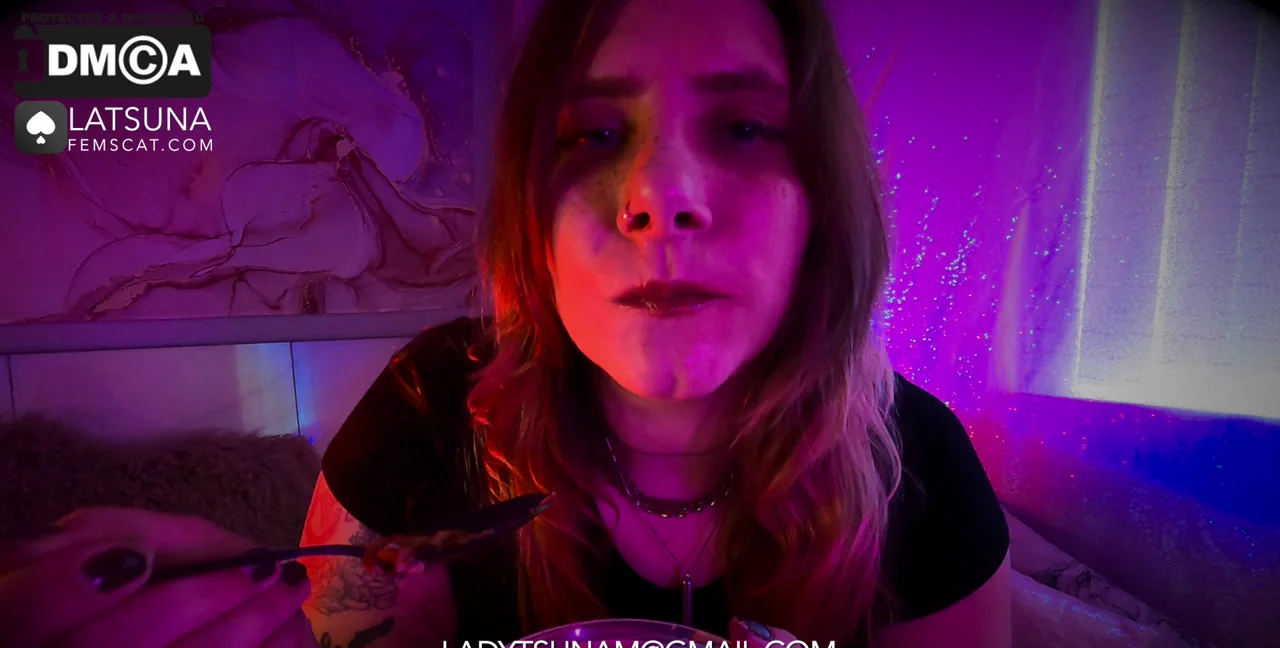 Lady Tsunam - Dine Dump Cum, Pooping, Solo