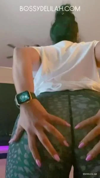 Steven Paypig Fart Sniffer Reward SD / 13.6 MB