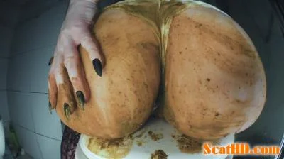 DirtyBetty - OI! Scat beauty with dirty pussy FullHD 1080p / 1.02 GB Download / Online