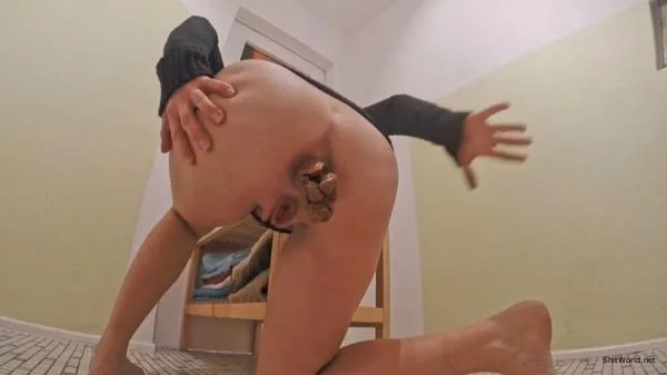 Ninja Pooping HD 720p / 17.4 MB