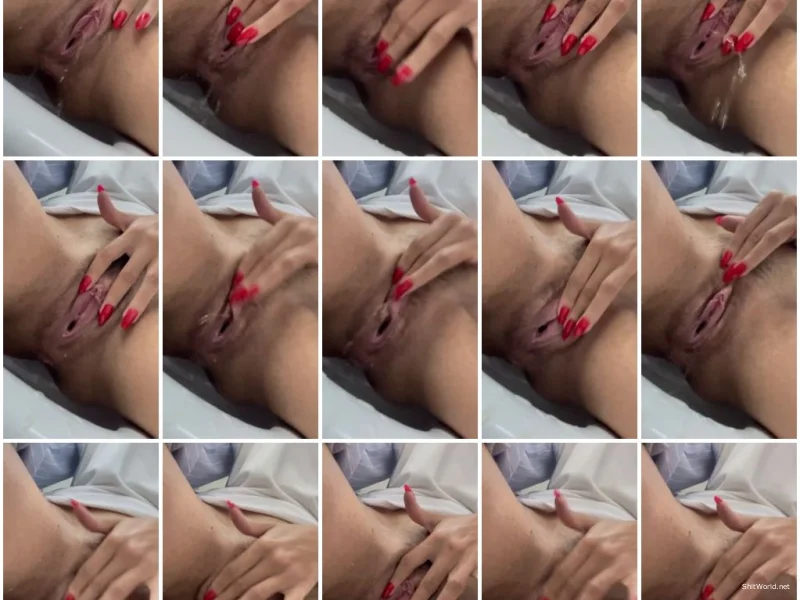 Watch Work Bathroom Madness Pissing Clit Rubbing SD / 18.2 MB Online