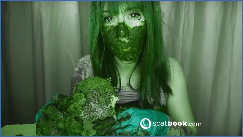 Download Sweet Betty Parlour's I am the Green Giant, Fisting & Anal ShitWorld.net