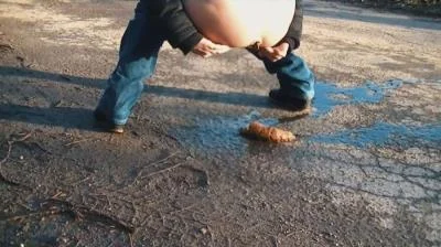 Watch German Countryside Poop HD 720p / 31.8 MB Online