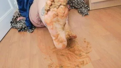 Feet Smeared On My Poop Dirty FullHD 1080p / 941 MB shitworld
